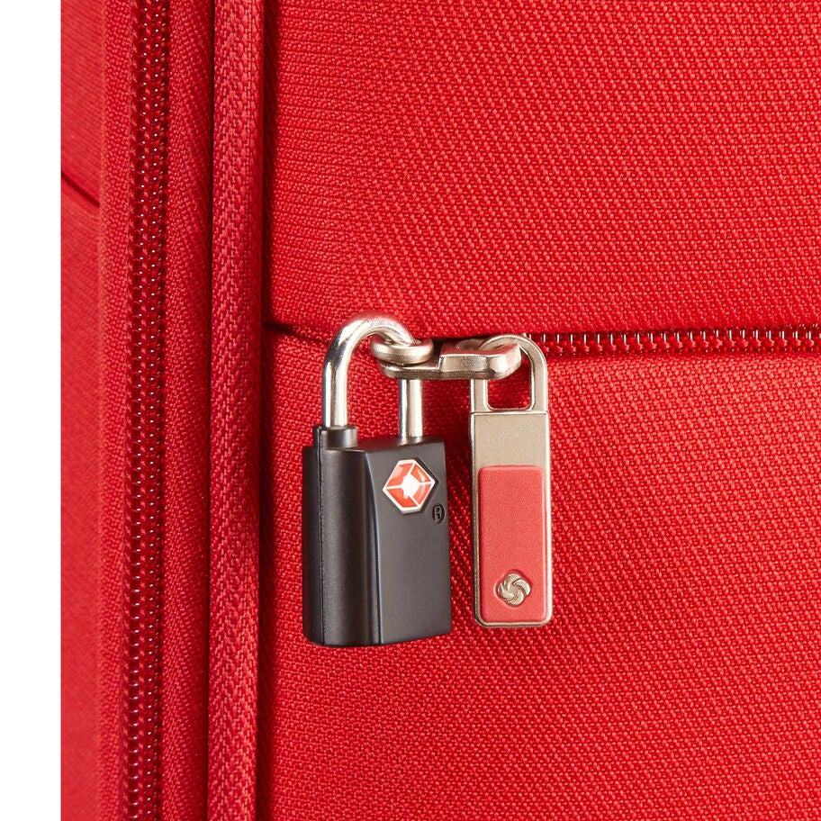 Samsonite Base Boost Spinner Large in the color Red. image number 4